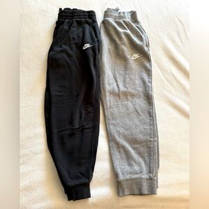 2 pairs of youth Nike sweatpants
